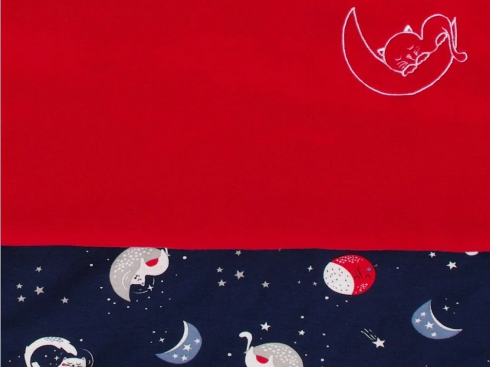 Zateplená dětská deka 100x70 cm červená kočičky Kaarsgaren
