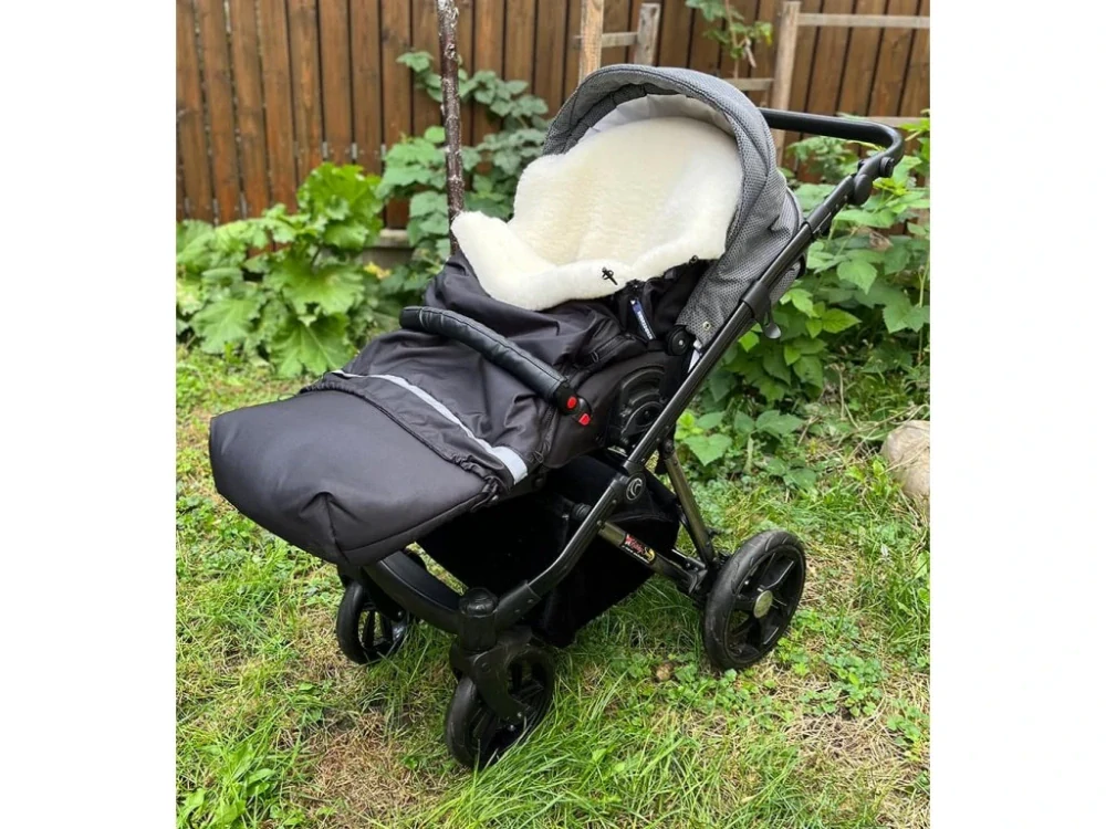 Zimní merino fusak do kočárku černý Kaarsgaren