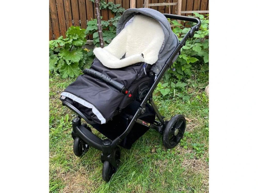 Zimní merino fusak do kočárku černý Kaarsgaren